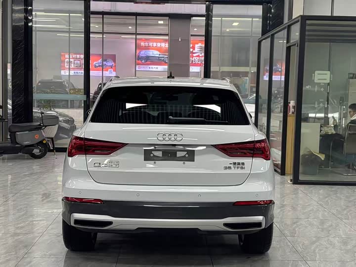 720x540_0_q87_c42_autohomecar__ChtpWGmlg3GAVDSZAAeJhsTuUU8652