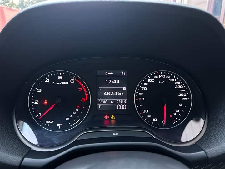 720x540_0_q87_c42_autohomecar__ChxpVmmupEaAJS-FAAFbzLrIkeY824
