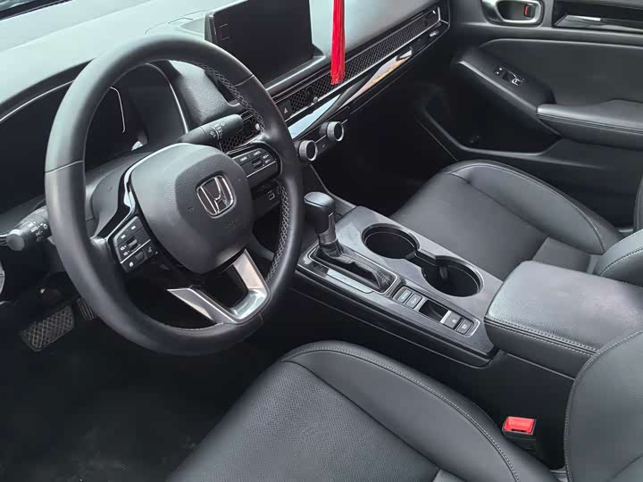 720x540_0_q87_c42_autohomecar__ChxpWGl0jDqAEnNIAAjXYgvXxaU295