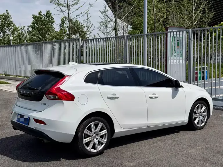 900x675_0_q87_c42_autohomecar__Chto52n1pgKAJG-JAA2nGRzF8iM993.jpg