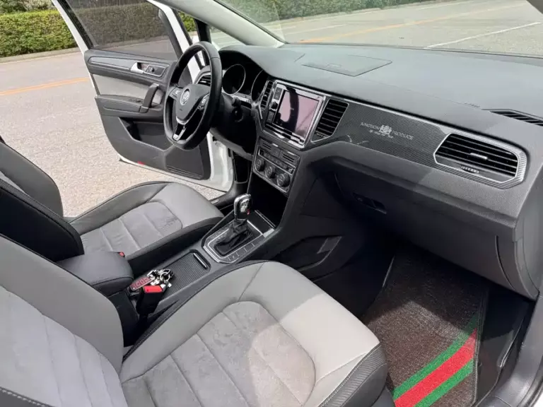 900x675_0_q87_c42_autohomecar__Chto52oeQcKAcL54AAqcFlat3BE560.jpg