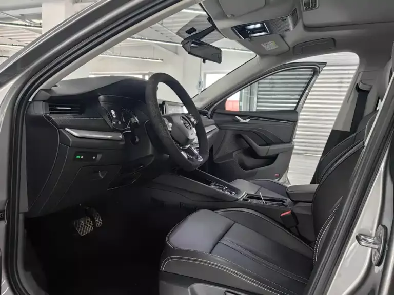 900x675_0_q87_c42_autohomecar__Chto52oIZPuAQnCDAAU2MBIrUWM365.jpg