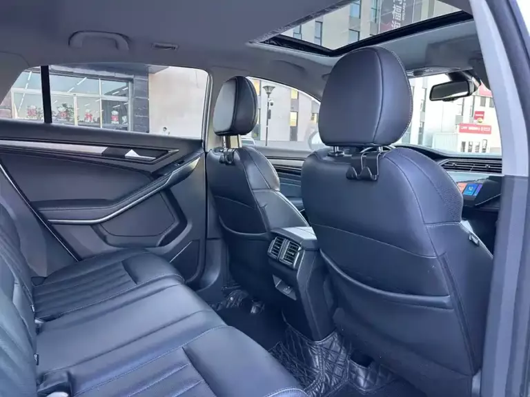 900x675_0_q87_c42_autohomecar__ChtpWGoboiyAJFlUAAdieF2PlTA612.jpg
