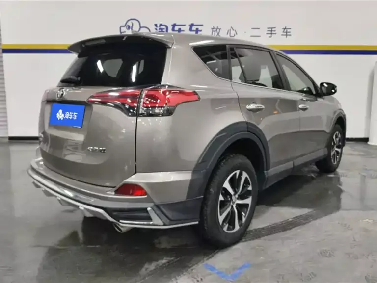 900x675_0_q87_c42_autohomecar__ChtpWGoHQ4GAQWV4AAFooXKg_no355.jpg