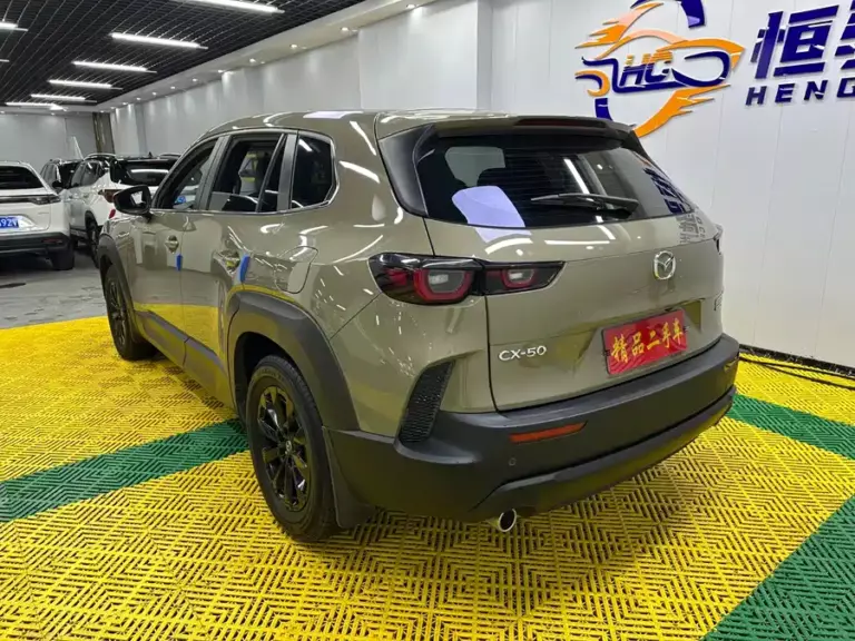 900x675_0_q87_c42_autohomecar__ChtpWGoiGK2ADQxkAA2s4IQOV9Q258.jpg