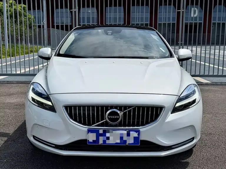 900x675_0_q87_c42_autohomecar__ChxpV2n1pgCABYV3AA2vRB8gDmI462.jpg