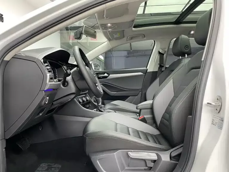 900x675_0_q87_c42_autohomecar__ChxpV2nNzQiAEpuXAAln-SYslIY082.jpg