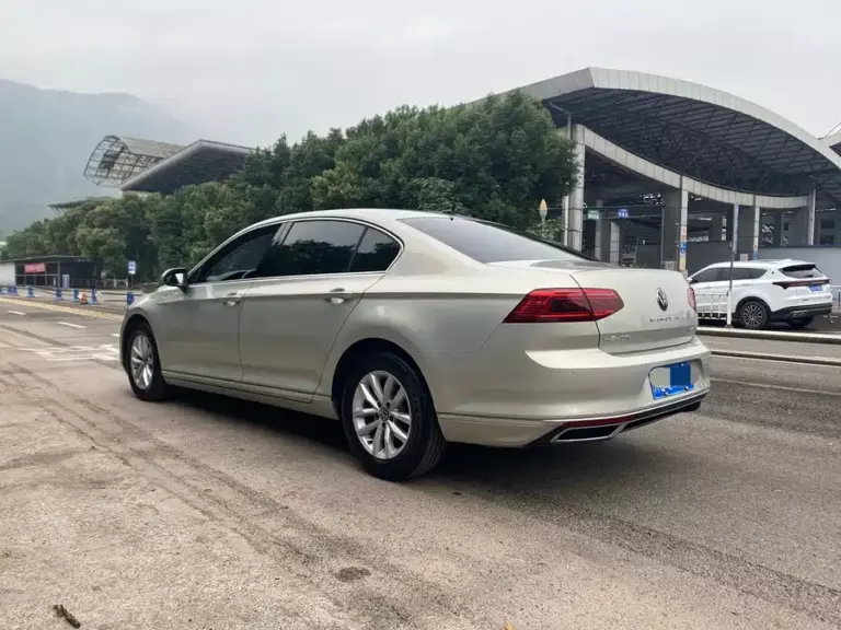 900x675_0_q87_c42_autohomecar__ChxpV2oaUfaAdFBHAAsymeNVxUk492.jpg