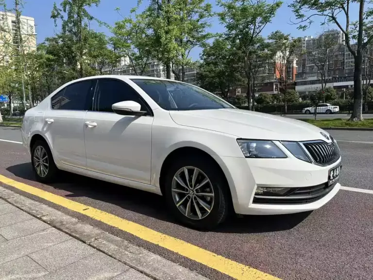 900x675_0_q87_c42_autohomecar__ChxpV2oc9lyAMX9FAAhrCh4pOMY668.jpg
