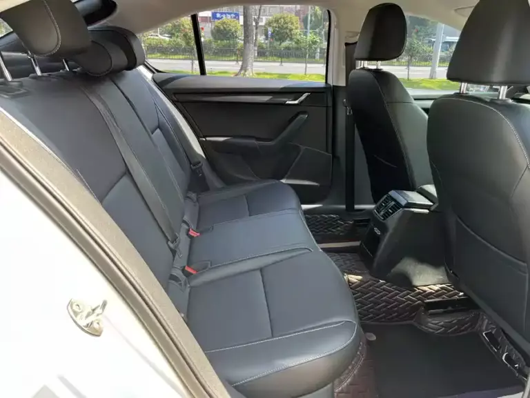 900x675_0_q87_c42_autohomecar__ChxpV2oc9mCAaSzaAAMXQZtaWCE906.jpg