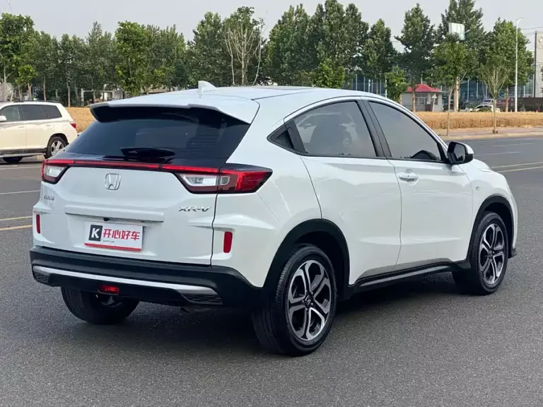 900x675_0_q87_c42_autohomecar__ChxpV2of-vOAd-q1AA1CONILahU785.jpg