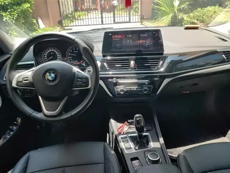 900x675_0_q87_c42_autohomecar__ChxpV2oftyuAZFQhAAI4dhvRv4w209.jpg
