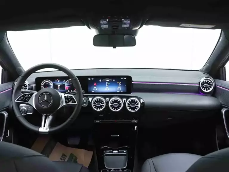 900x675_0_q87_c42_autohomecar__ChxpVmnaEkeATpPyAAFm2ccCGng288.jpg