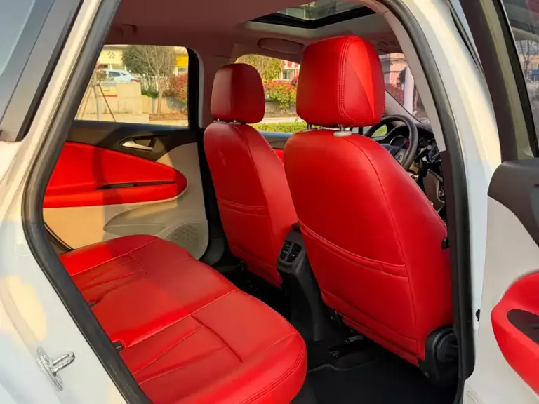 900x675_0_q87_c42_autohomecar__ChxpVmnGdbKAAH7jAAhS84hiPXQ738.jpg