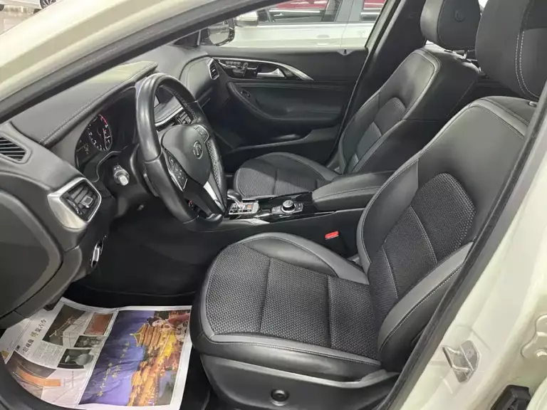 900x675_0_q87_c42_autohomecar__ChxpVmnhqBiAPK9HAAoIFu7VJDw866.jpg