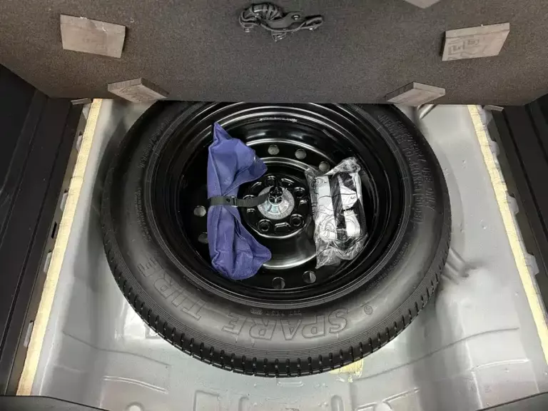 900x675_0_q87_c42_autohomecar__ChxpVmnQqq6Ad0rmAAvTRl10FbM031.jpg