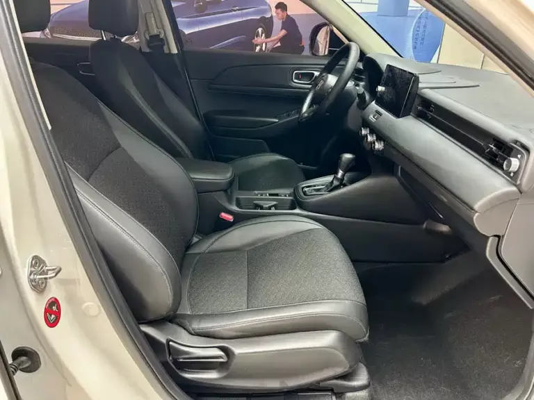 900x675_0_q87_c42_autohomecar__ChxpVmnQqqeANewbAAojolvnDXU082.jpg