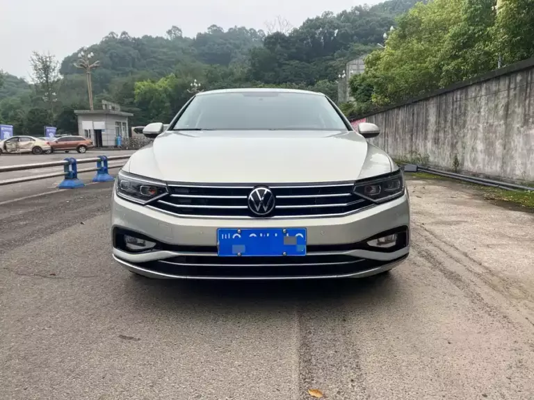 900x675_0_q87_c42_autohomecar__ChxpVmoaUfKAHYV1AAy84nVINgs927.jpg