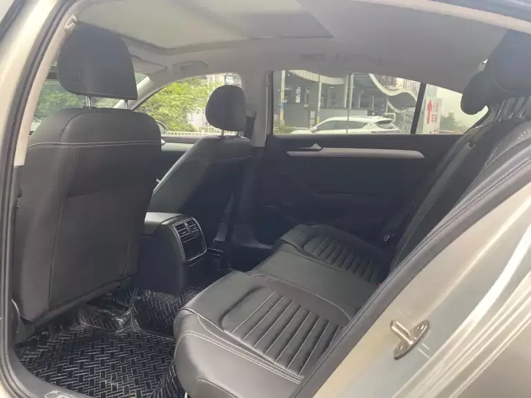 900x675_0_q87_c42_autohomecar__ChxpVmoaUfWAWRoaAAdh39MHt5g650.jpg