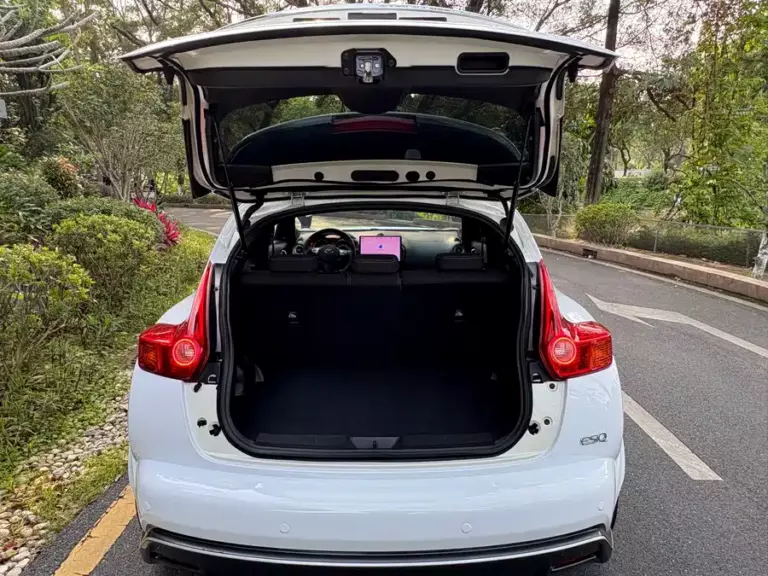 900x675_0_q87_c42_autohomecar__ChxpVmoffVCAEb-HAA426RMGz0E961.jpg