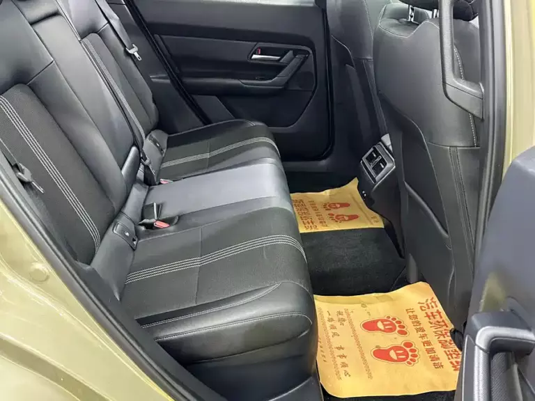 900x675_0_q87_c42_autohomecar__ChxpVmoiGLWAJG7TAAmQuZiSzfg459.jpg
