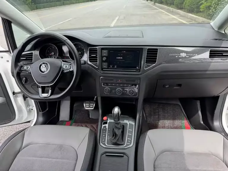 900x675_0_q87_c42_autohomecar__ChxpVWoeQcOANQ7yAAoqJ8uDzP8375.jpg