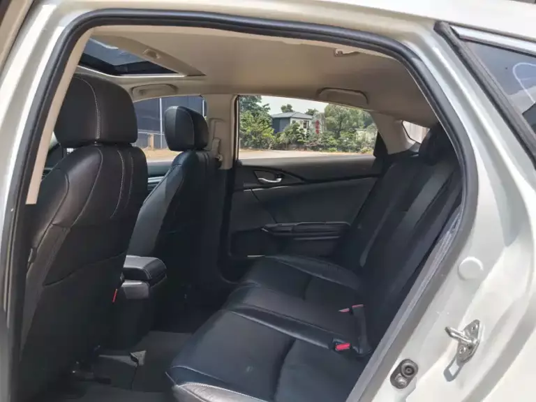 900x675_0_q87_c42_autohomecar__ChxpVWoeSVmAB1AoAAQPF7hN4xc113.jpg