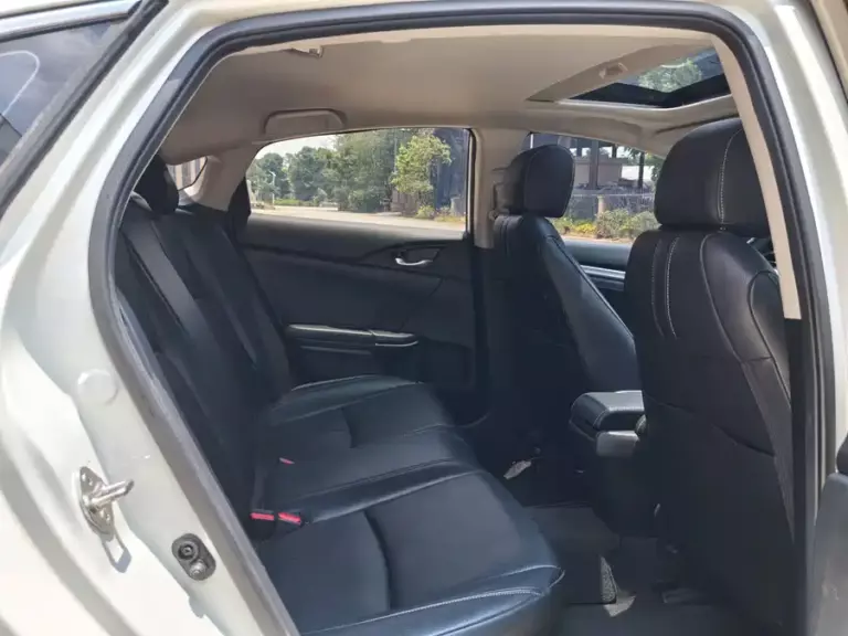 900x675_0_q87_c42_autohomecar__ChxpVWoeSVqAXJRRAAQuosEdMfg031.jpg