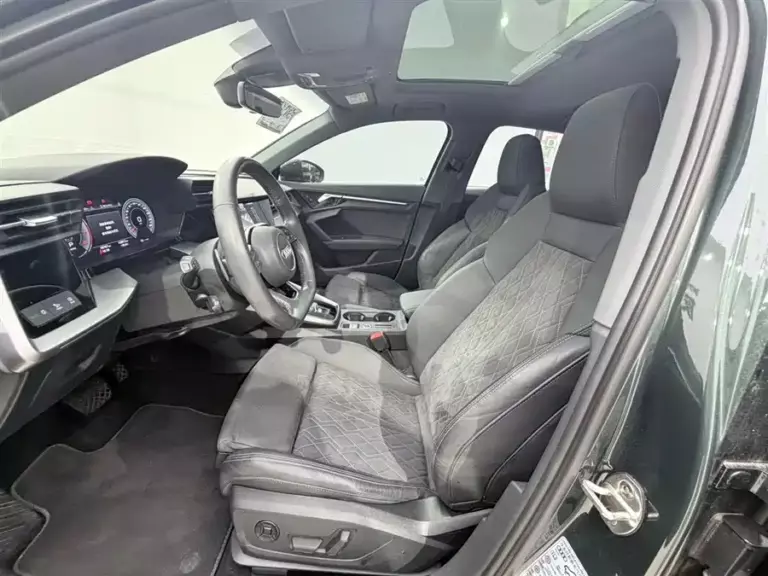 900x675_0_q87_c42_autohomecar__ChxpVWogF7OAPqcJAAImS3a5cAk535.jpg