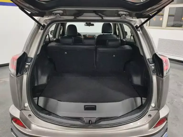 900x675_0_q87_c42_autohomecar__ChxpVWoHQ4GAHpvdAAHBxS1dhoE794.jpg