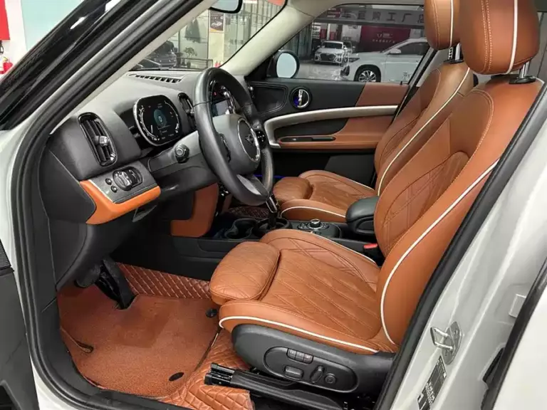 900x675_0_q87_c42_autohomecar__ChxpVWovqcuAXCBhAAKMpkBhJAc545.jpg