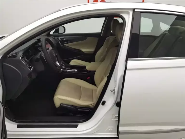 900x675_0_q87_c42_autohomecar__ChxpVWoWvvGADmaxAAFbNTrgdvA816.jpg