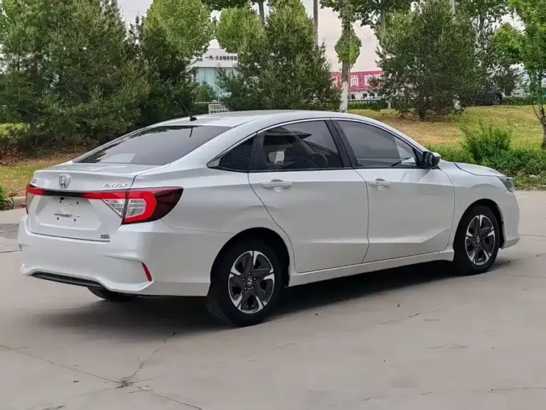 900x675_0_q87_c42_autohomecar__ChxpWGnhohaAXUU0AAQNrrx7cHY613.jpg