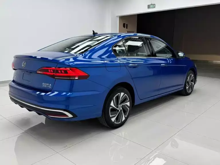 900x675_0_q87_c42_autohomecar__ChxpWGnPKXqAU7LhAAWkbqBBYrc664.jpg