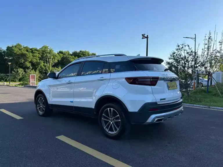 900x675_0_q87_c42_autohomecar__ChxpWGobojCAfB91AAmLeVu_cps812.jpg