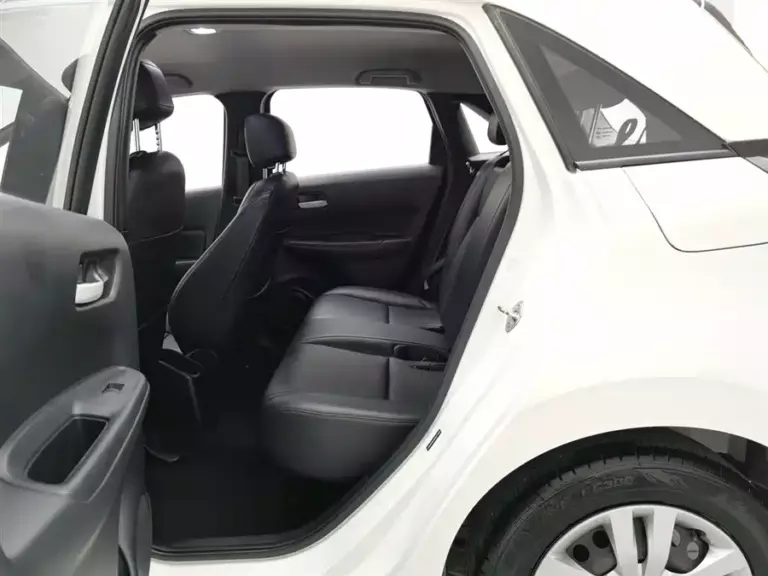 900x675_0_q87_c42_autohomecar__ChxpWGohIvWAYUvbAAFIIdg5xHI400.jpg
