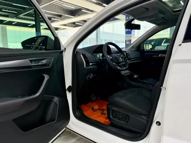 900x675_0_q87_c42_autohomecar__Chto52oygH6AWD0jAAiBtOLppUg654.jpg