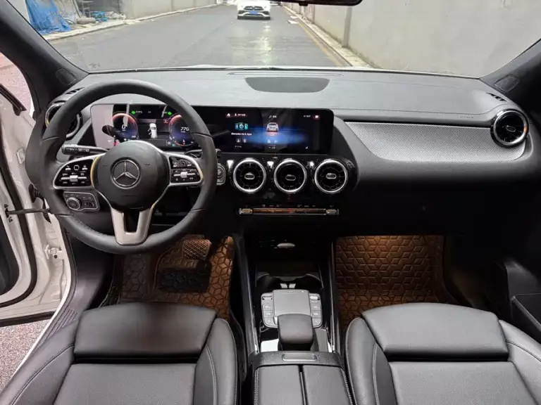 900x675_0_q87_c42_autohomecar__ChxpVmoj7cmAUEFLAAsUkRqSbvI374.jpg