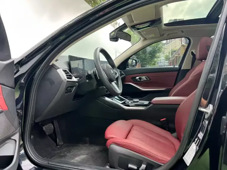 900x675_0_q87_c42_autohomecar__ChxpVmpUeiKAWfGGAAh4WnnMX-o677.jpg
