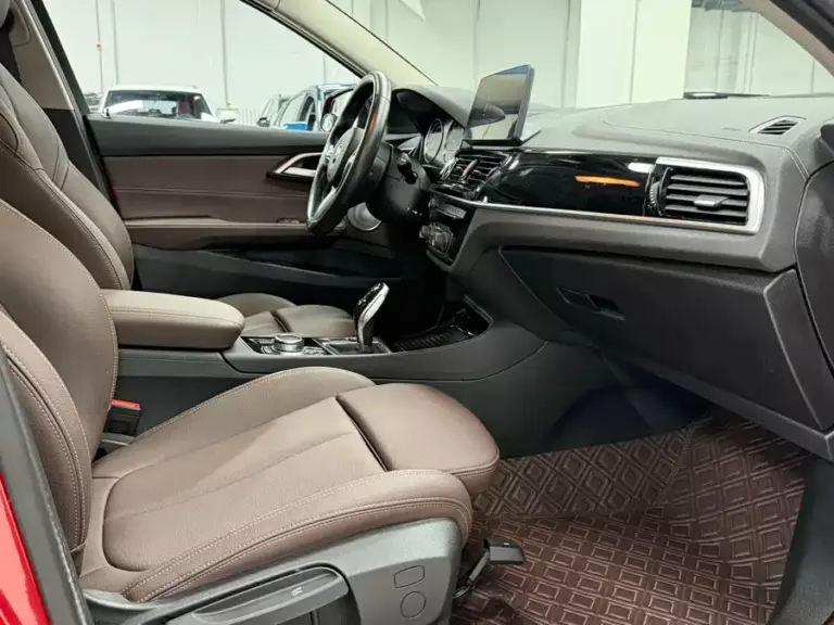 900x675_0_q87_c42_autohomecar__ChxpVmpV6M2AT0hdAAjho0lNIIA566.jpg
