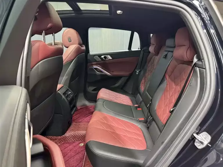 900x675_0_q87_c42_autohomecar__ChtpWGpGoGuANnbVAAIe5jlLNcQ652.jpg