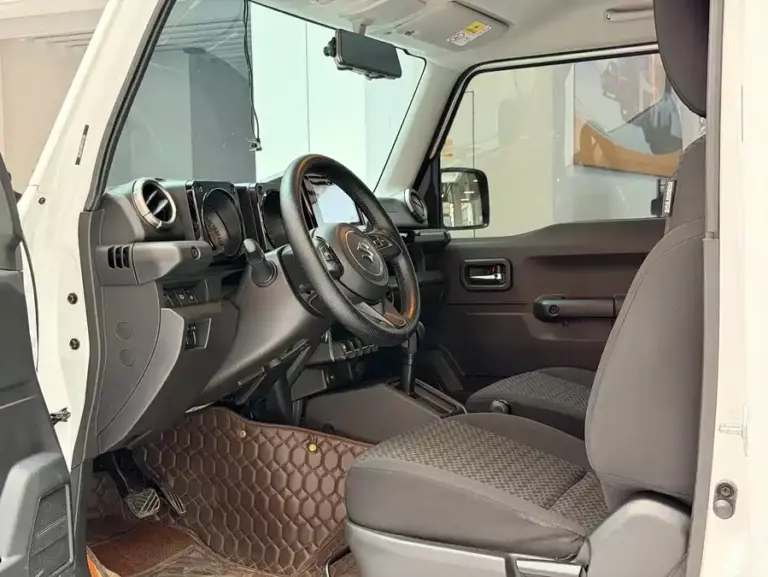 900x675_0_q87_c42_autohomecar__ChxpV2pYSPCAExNrAARleBjYYak550.jpg