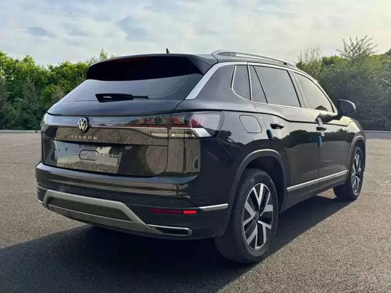 900x675_0_q87_c42_autohomecar__ChxpVmoQLceAf41WAAqFO529k7M896.jpg