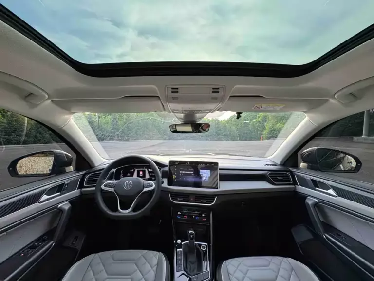 900x675_0_q87_c42_autohomecar__ChxpVWoQLc6AXyZZAAkWjwoZxRY410.jpg