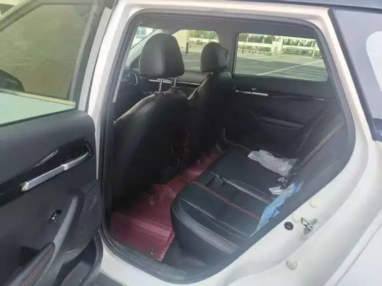 900x675_0_q87_c42_autohomecar__ChxpWGpquWOAdYnTAADnvmPE6Kw900.jpg