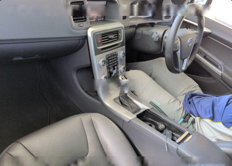 Screenshot 2026-08-19 at 14-49-08 VOLVO V60 T3 SE Banzai24