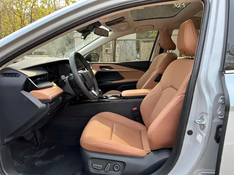 Volvo XC60 2021 из Китая — фото 99