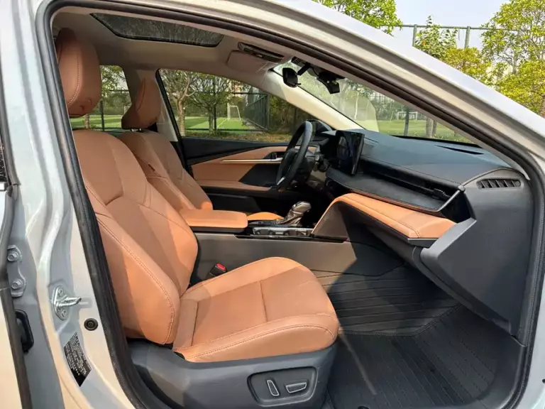 Volvo XC60 2021 из Китая — фото 103